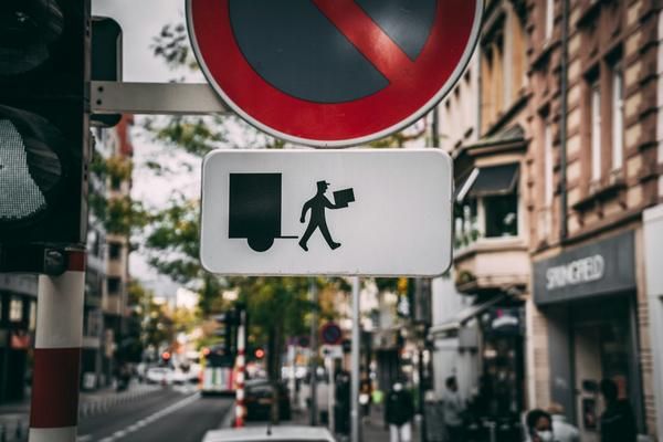 Delivery sign