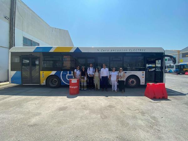 metaCCAZE _Athens welcomes new electric buses