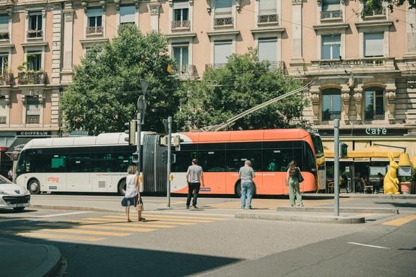 Zaragoza Pedestrian crossing in Zaragoza