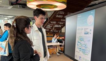 Image of We Right Click team during the MOBILITIES FOR EU open day