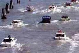 Introduction of low impact, access for all waterbuses in Venice