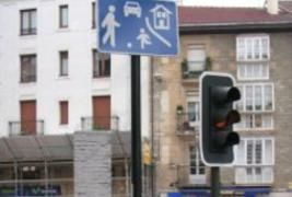 Traffic light regulation for the new public transport network and superblocks model in Vitoria-Gasteiz